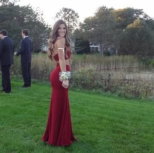 Meet your Posher, Julia